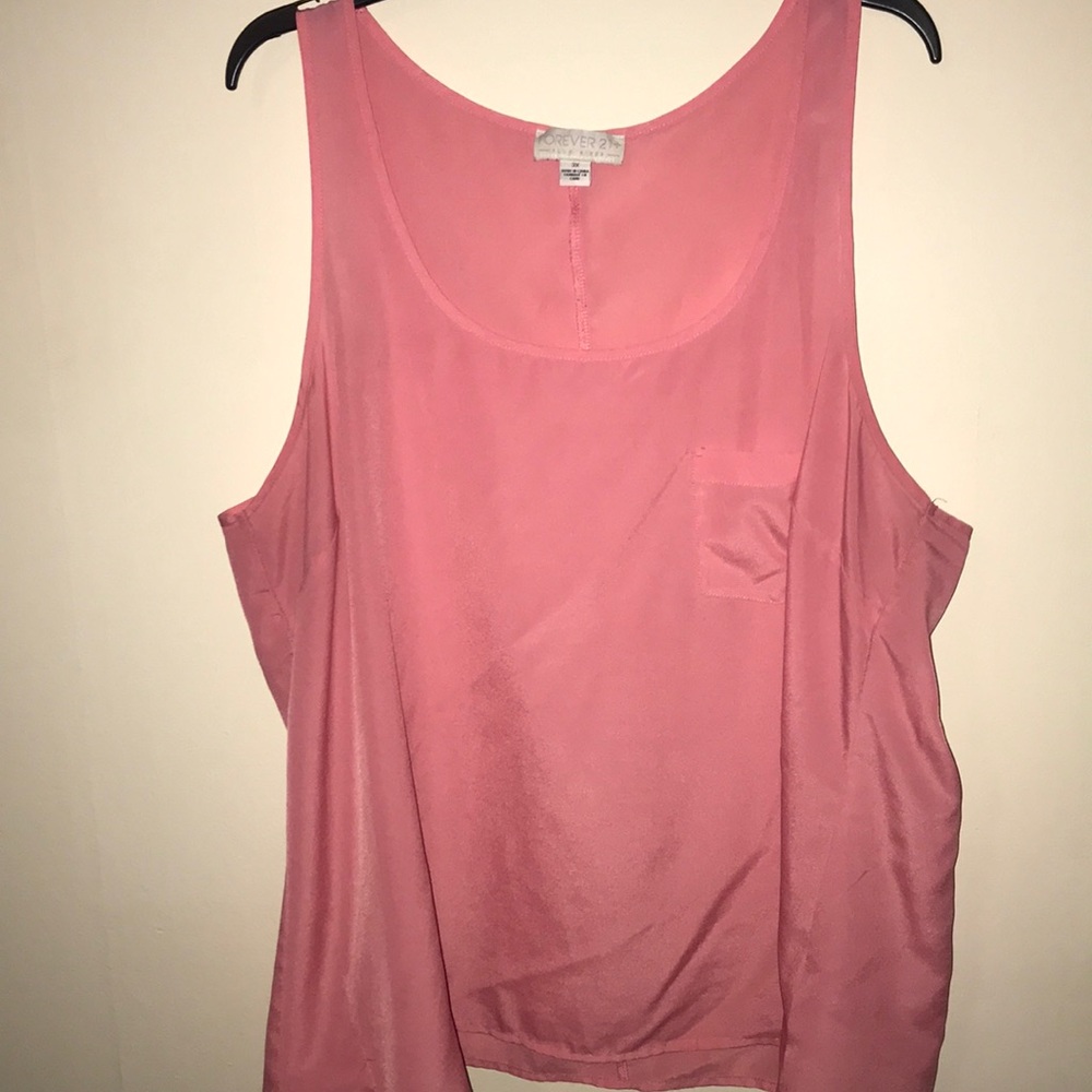 Pink tank w/ pocket